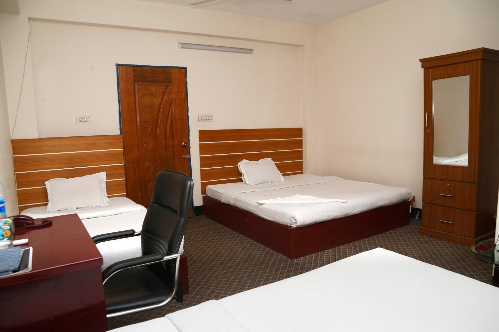 Hotel Blue Bird Dhaka Exterior foto