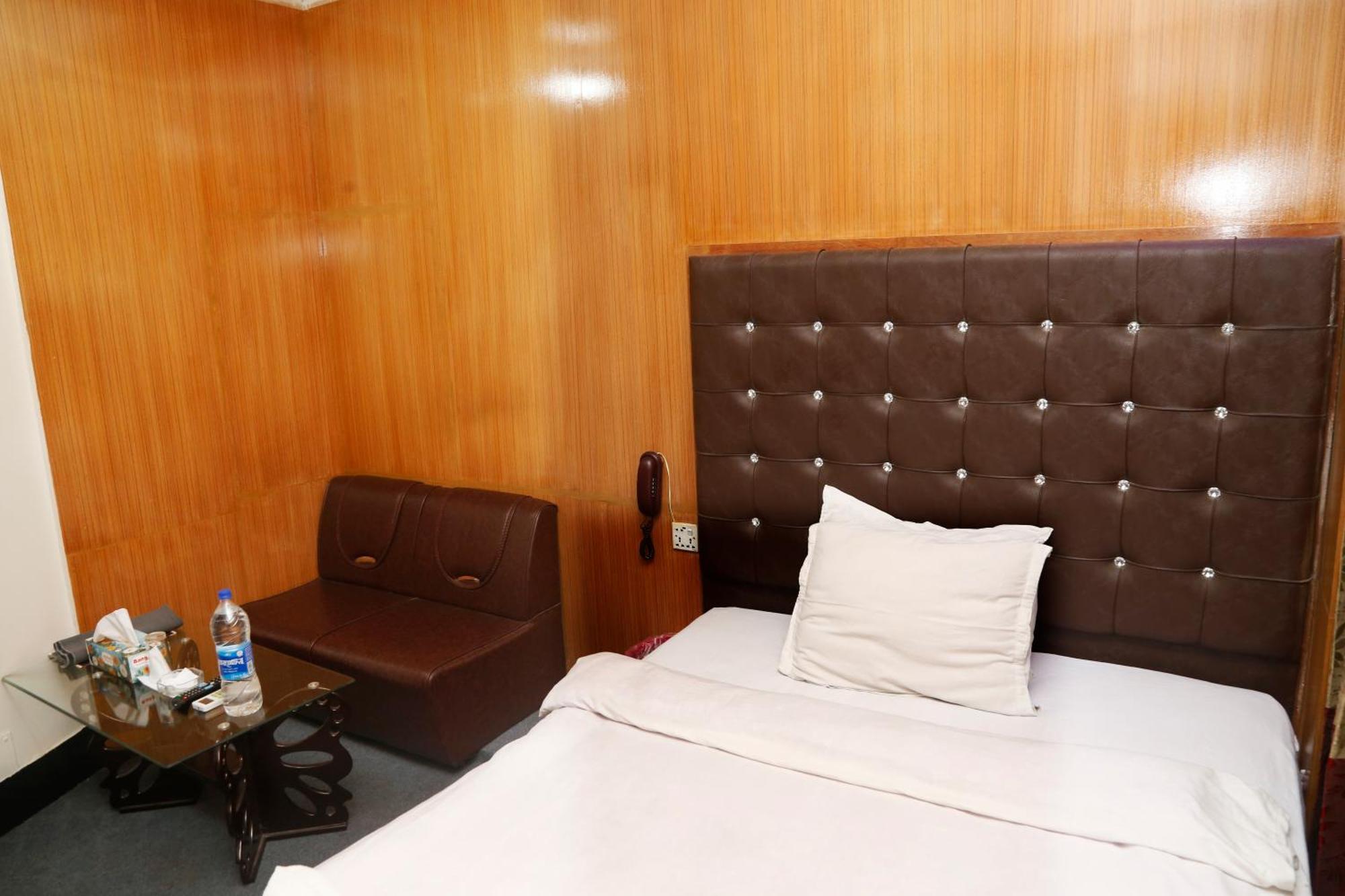 Hotel Blue Bird Dhaka Exterior foto