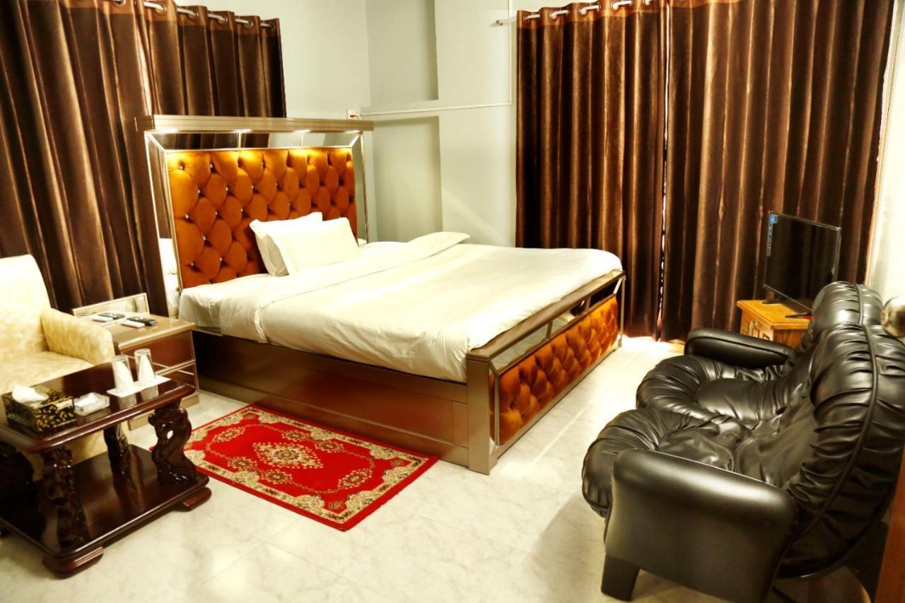 Hotel Blue Bird Dhaka Habitación foto